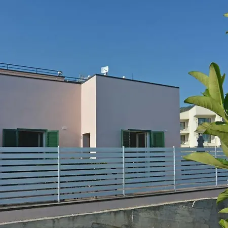 Dom wakacyjny Terrazza Lungomare Seahouse Cefalù